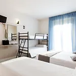 Hotel Marzia Con Piscina Riccione
