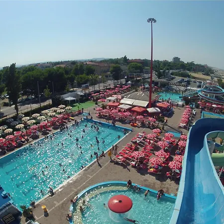 Ξενοδοχείο Hotel Marzia Con Piscina