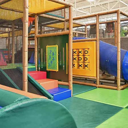 מלון Marzia Con Piscina ריצ'יונה