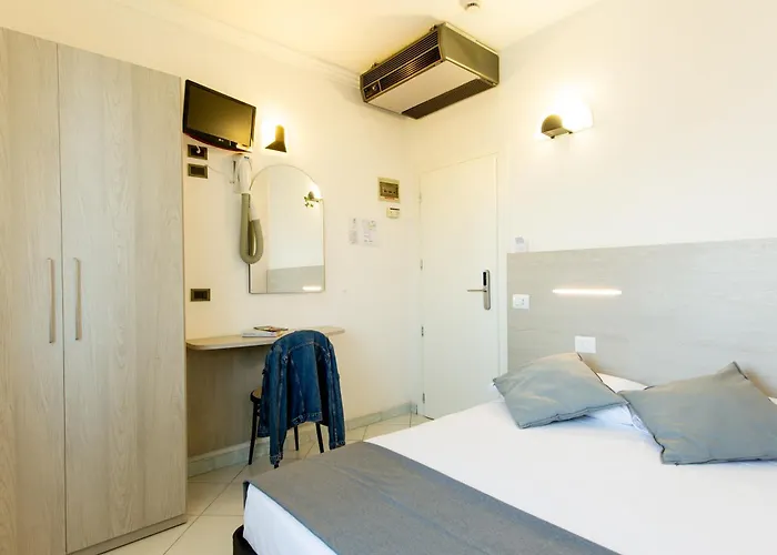 Marzia Con Piscina Riccione