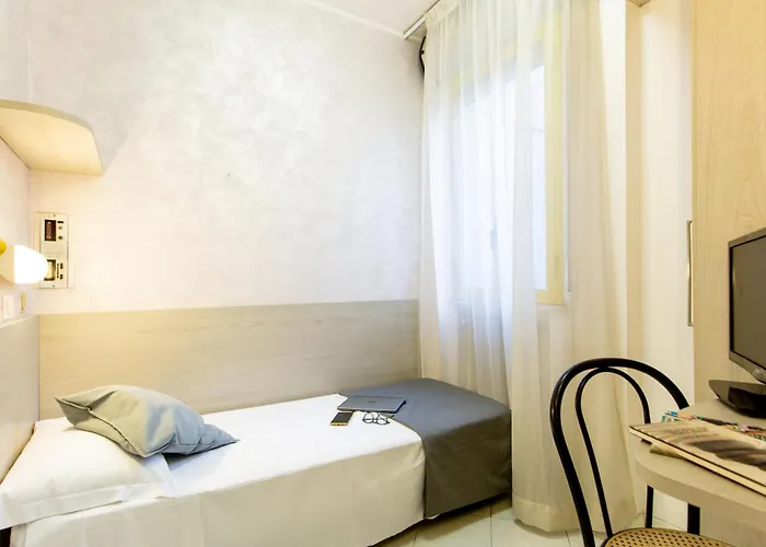 Marzia Con Piscina Hotel Riccione