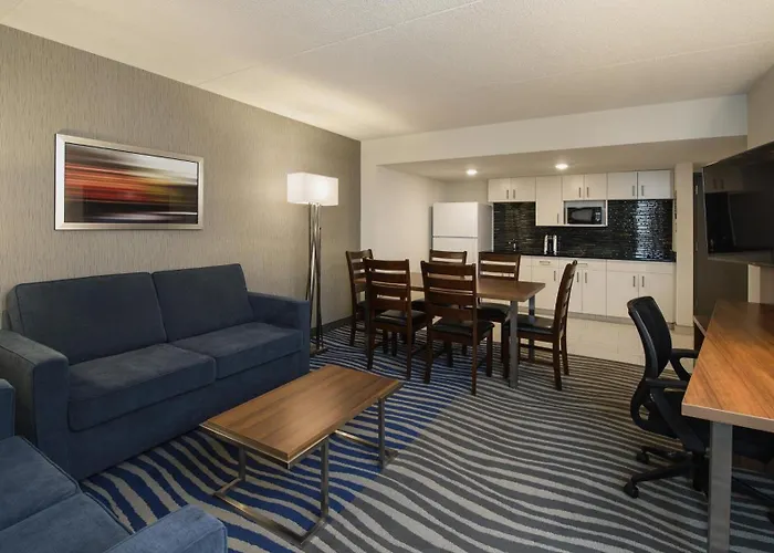 호텔 Marzia Con Piscina