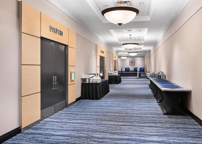 호텔 Marzia Con Piscina 리치오네