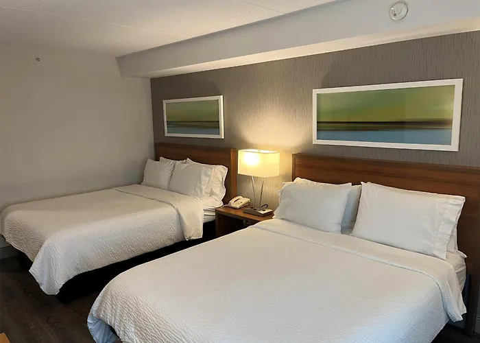 Marzia Con Piscina 리치오네