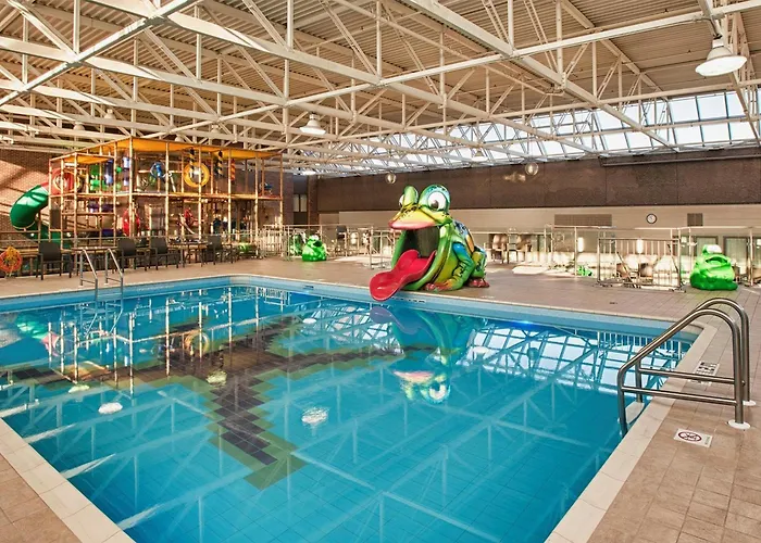 호텔 Marzia Con Piscina 리치오네