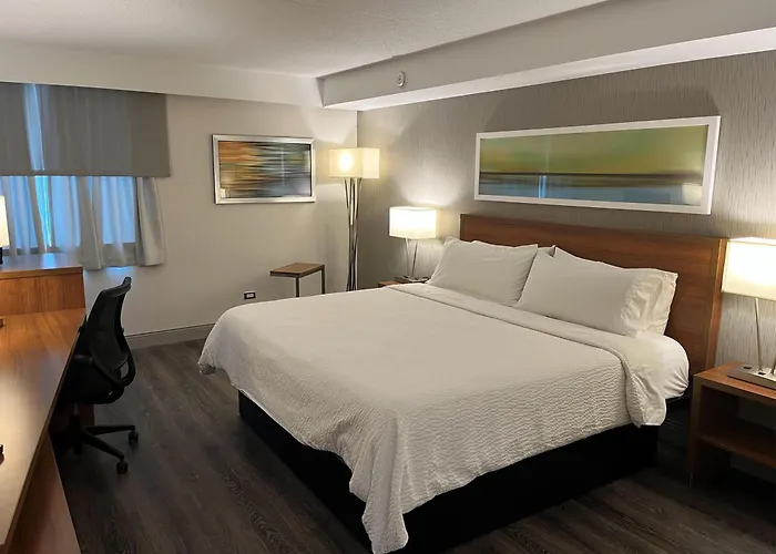 Marzia Con Piscina Hotel